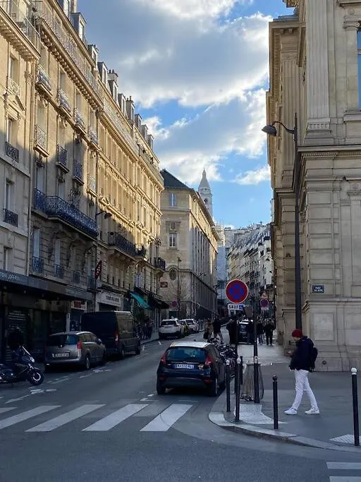 Le Fameux Montmartre-1
